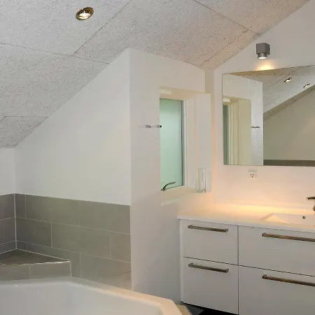 Four-bedroom Holiday In 15 Blåvand
